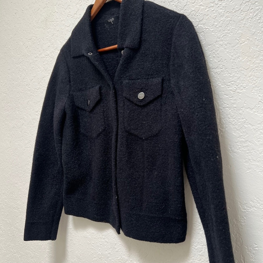 Tahari Black Heavy Knit Trucker Shacket Small Silver‎ Snap Button Dark Academia
